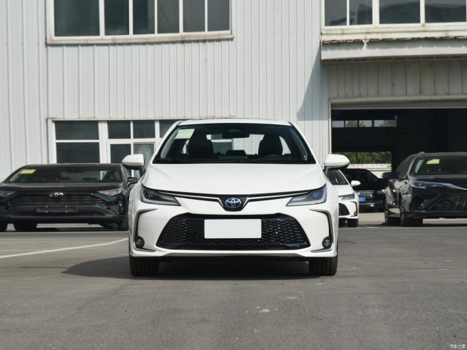 2024 Toyota Corolla Cross Frontlander Harga murah TOYOTA SUV 5 kursi stok tersedia pengiriman cepat 2